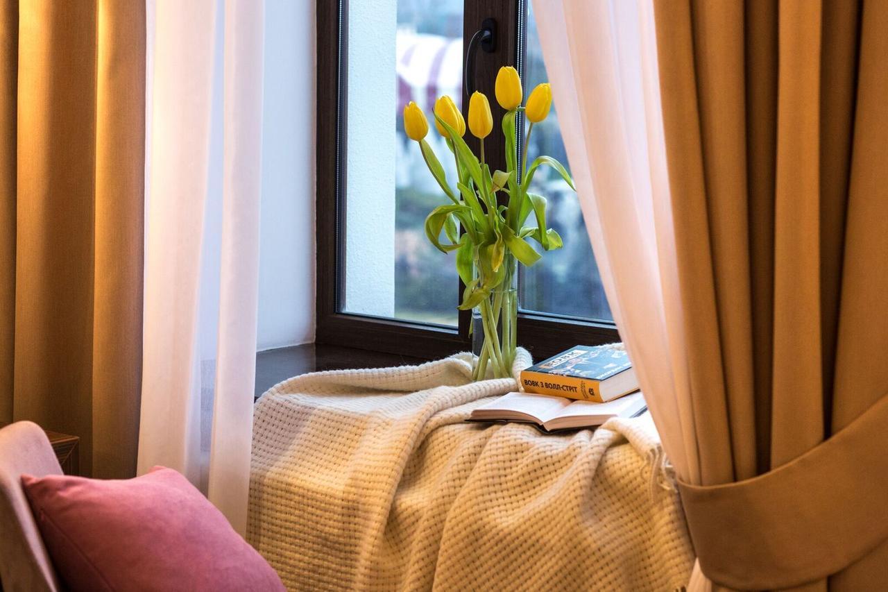 Park Hotel Warshawskiy Sarny  ภายนอก รูปภาพ